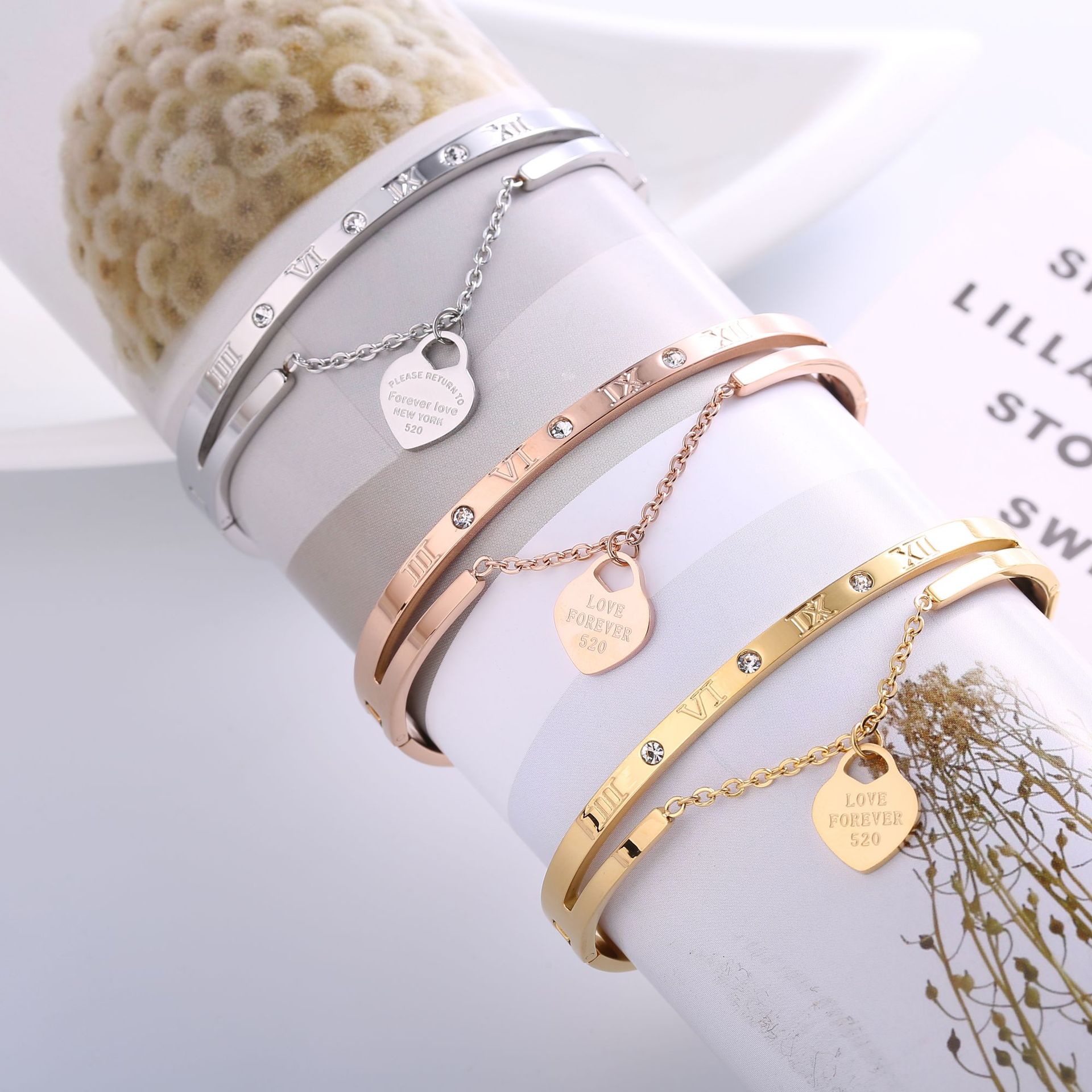 Gold heart bracelet