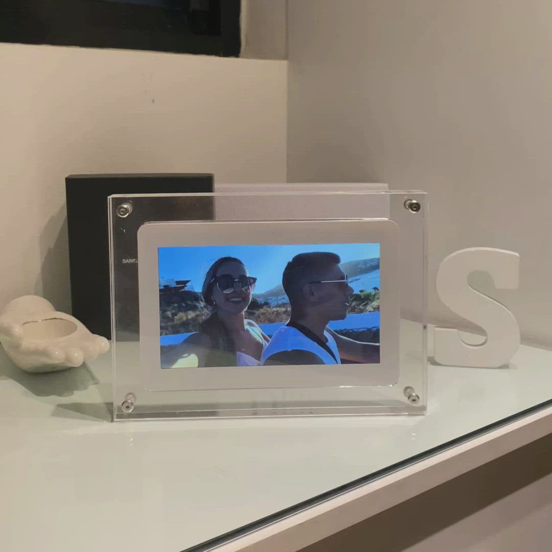 Personalized Motion Video Frame