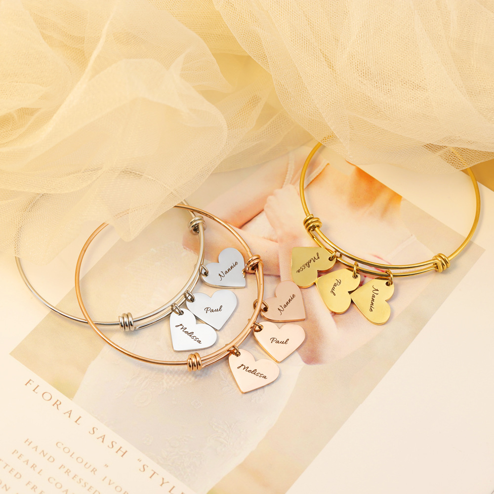 Personalized engraved peach heart three color Bracelet