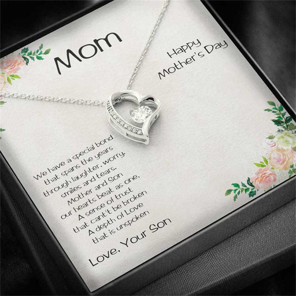 Love necklace gift for mom