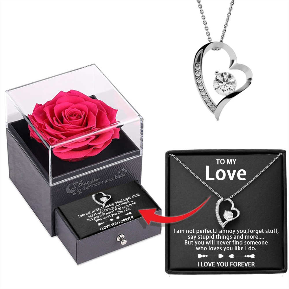 Hollow zircon heart necklace with rose box