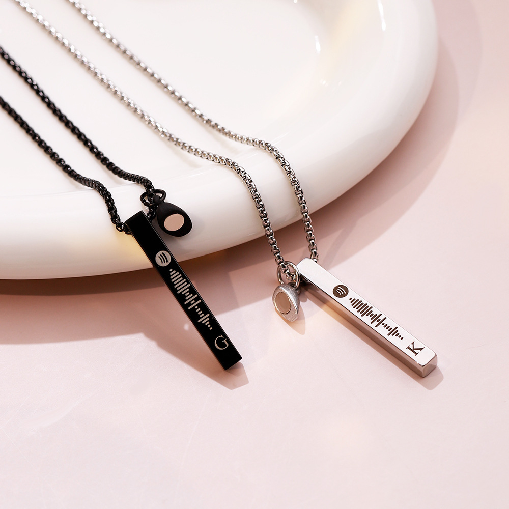 Personalized Heart-Shaped Magnetic Couples Engraved 3D Stick Necklace