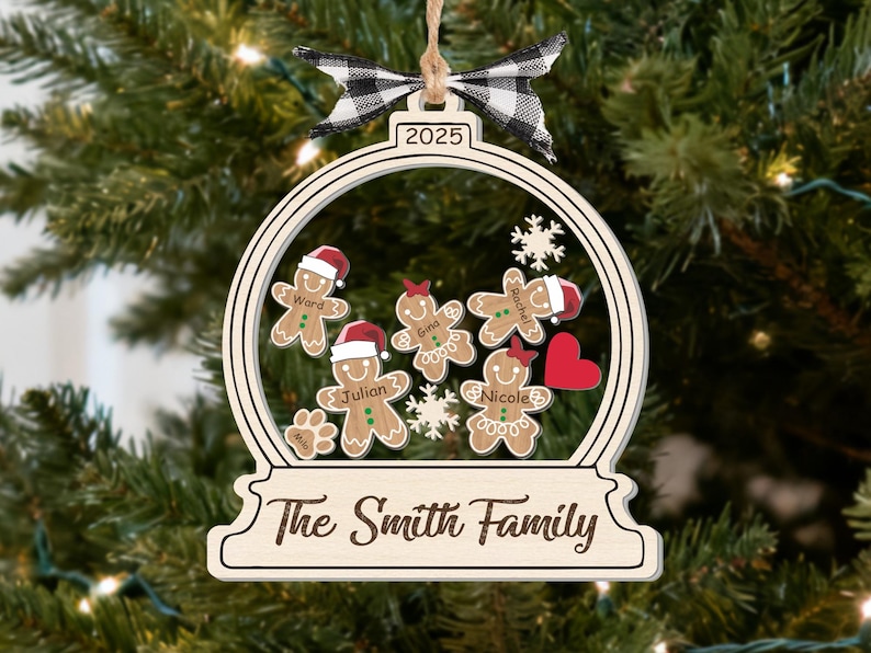 Personalized Gingerbread Family Christmas Ornament, Custom Family Ornament 2025, 4D Shake Ornament