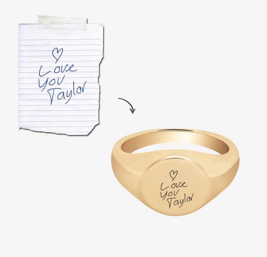 Personalized hands hug couple rings (support lettering within 6 letters)