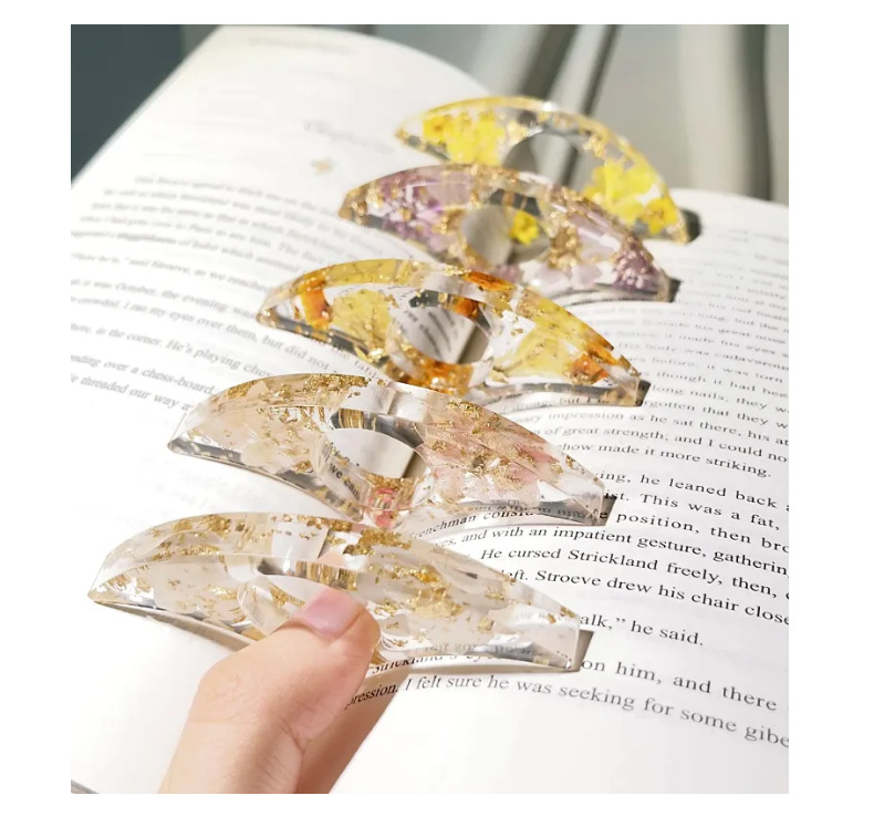 Personalized Birth Flower Resin Thumb Page Holder