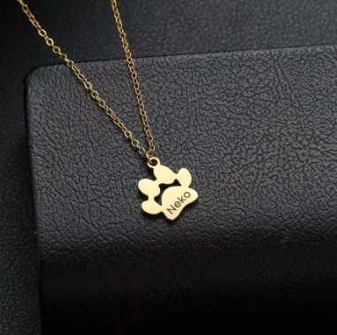 Personlized stainless steel paw necklace