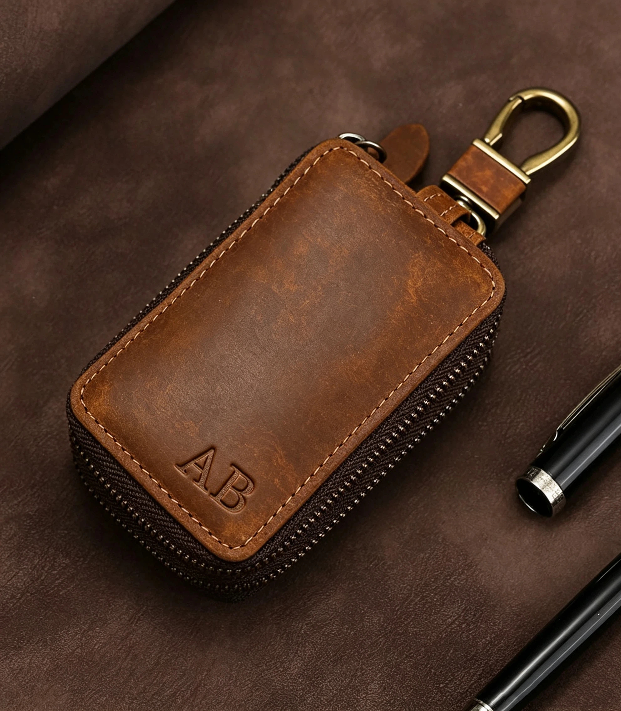 Personalized Engraved Oil-waxed Pull-up Leather Car Key Holder